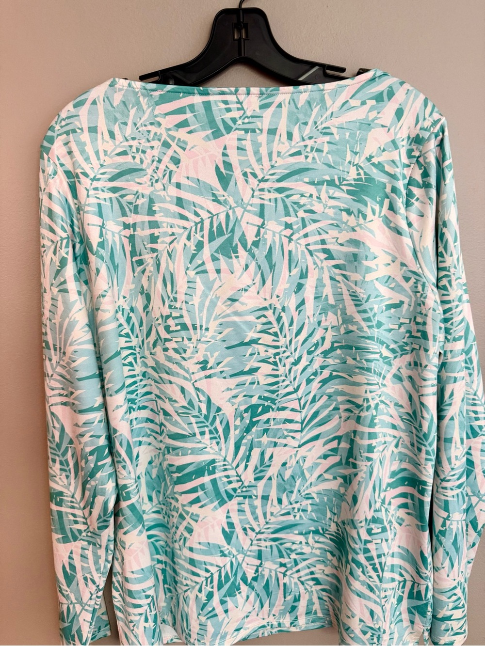 Stella Parker Long Sleeve Palm Leaf Print Top - Picture 3 of 5